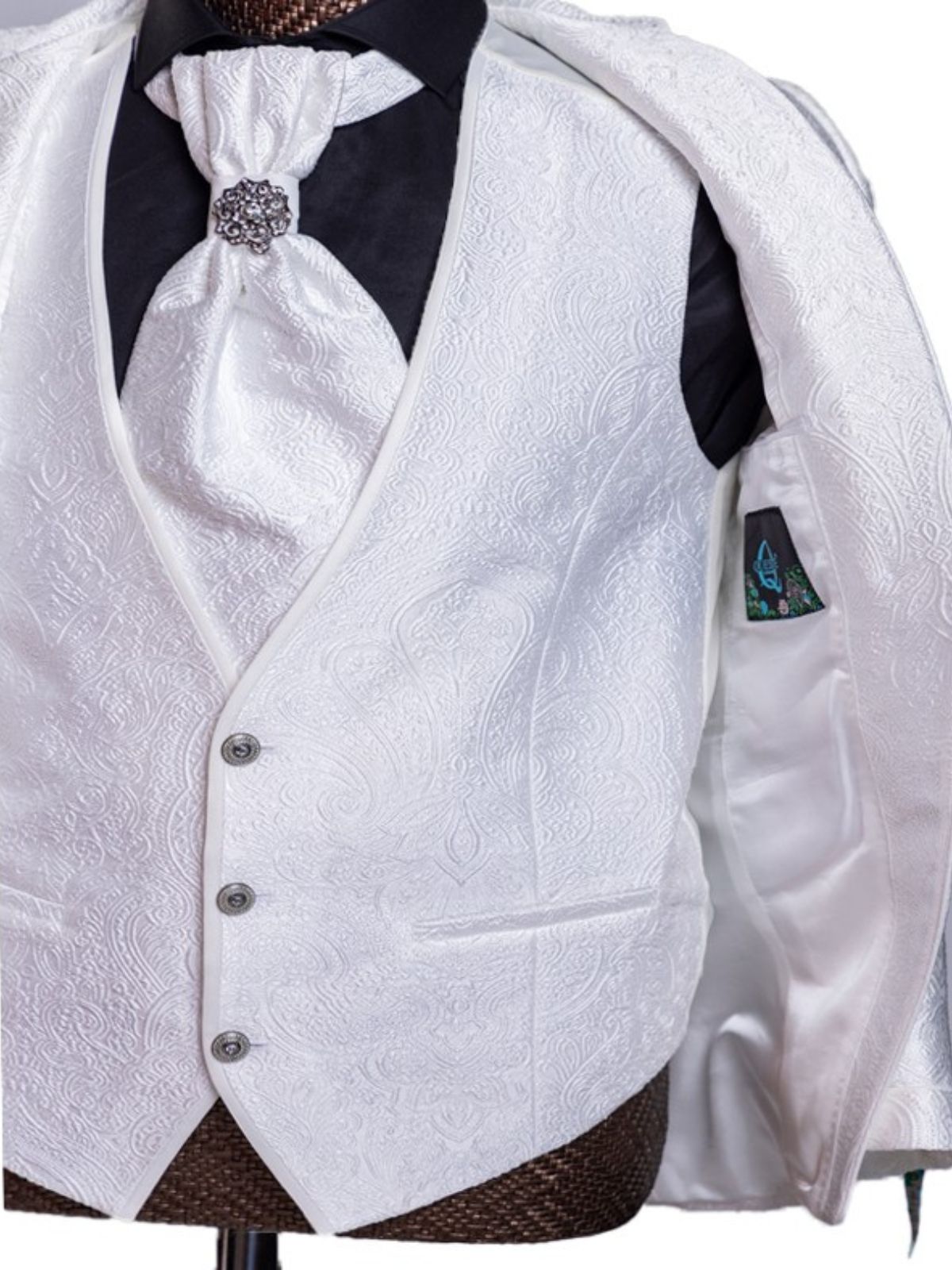 Quesste Men’s 4pc Piece Jodhpuri Wedding Suit Set - Image 2